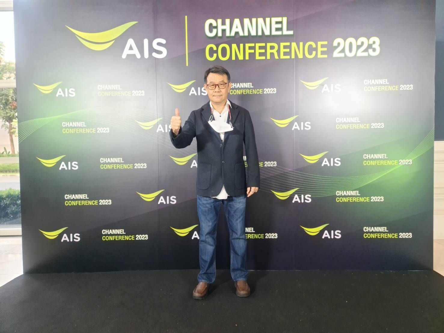 placeholder image-sq